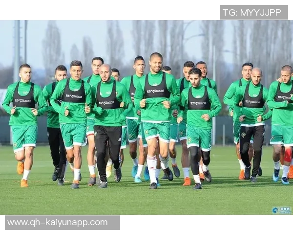 天津足球队正式引入四名外援大卫詹姆斯哈姆雷特雷诺兹克莱伯恩助力新赛季 天津足球队正式引入四名外援大卫詹姆斯哈姆雷特雷诺兹克莱伯恩助力新赛季