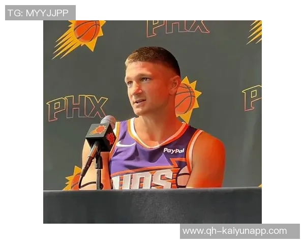 格雷森阿伦称赞布克传球能力称自己会积极跑位配合突破