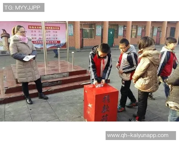 浓眉哥化身孩子王乐高积木传递快乐与创意心有大爱温暖每一个小朋友